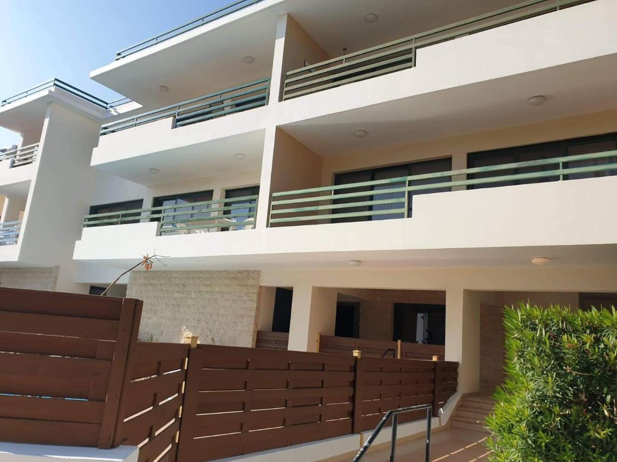 Mediterranean Dream Oroklini Exterior foto